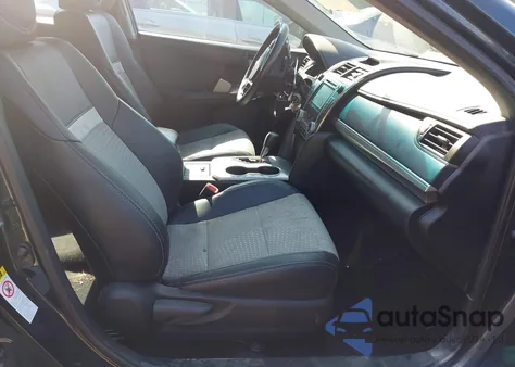 2013 Toyota Camry Se z USA, uszkodzony, nr VIN 4T1BF1FK6DU700542